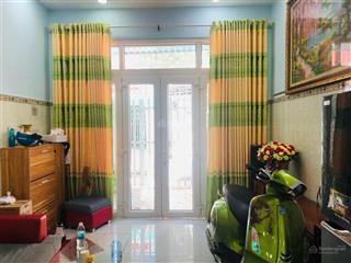Bán nhà cấp 4 hẻm nguyễn khuyến  p. vĩnh hải  tp. nha trang. dt 68,5m2 giá 3,5 tỷ