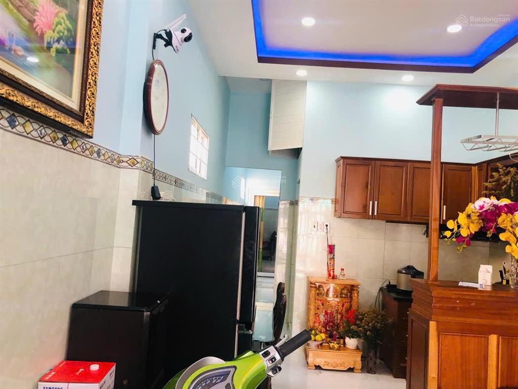 Bán nhà cấp 4 hẻm nguyễn khuyến  p. vĩnh hải  tp. nha trang. dt 68,5m2 giá 3,5 tỷ