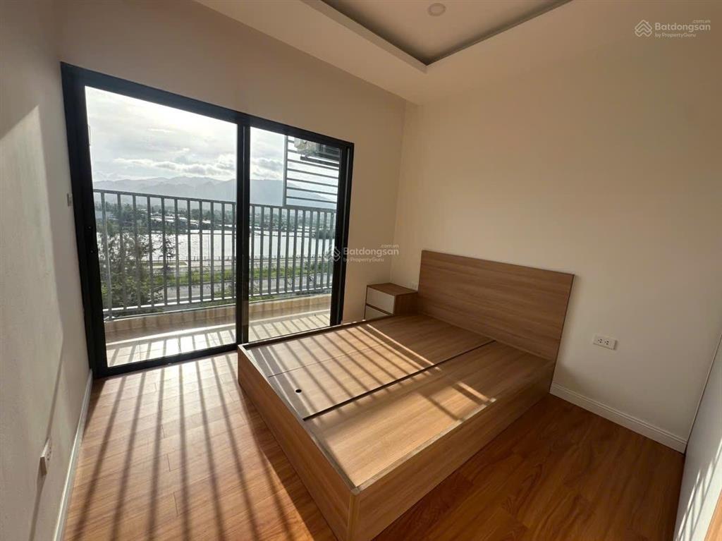 Bán căn hộ 3pn view sông có sổ, sẵn nội thất tại phước hải nha trang, giá tốt!