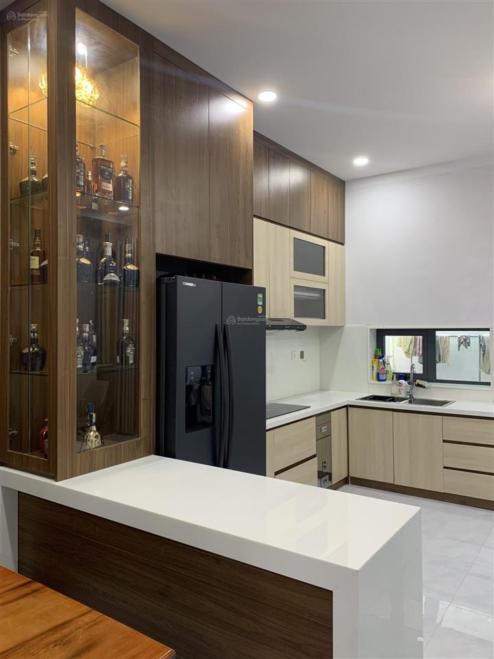 Cho thuê nhà mỹ gia gói 8, ngay cổng bảo vệ, đầy đủ nội thất, nhà mới