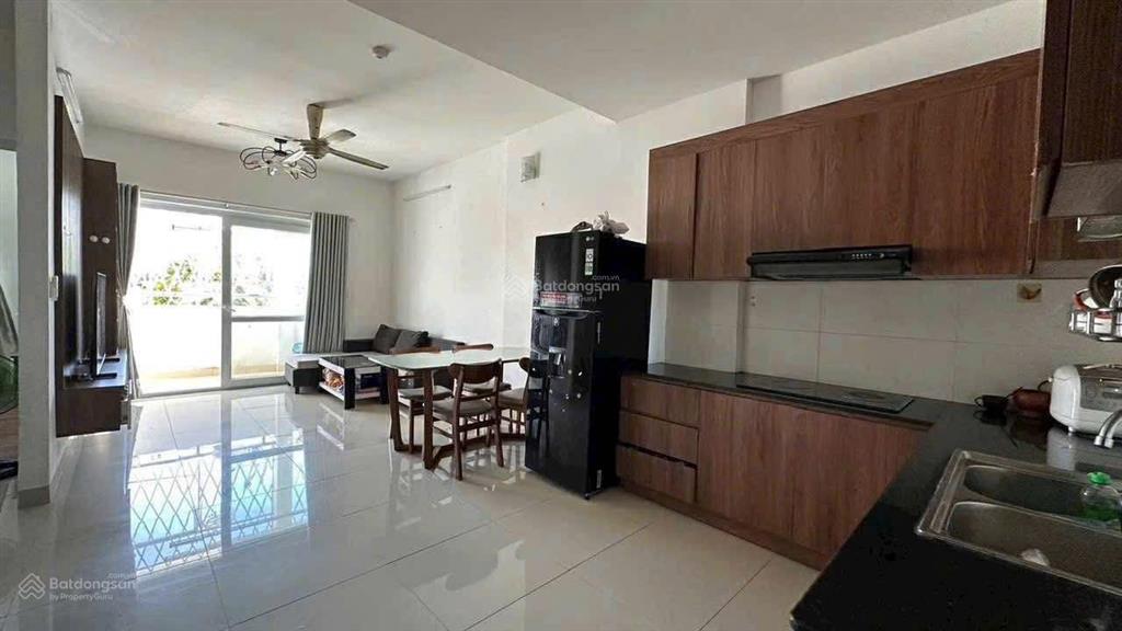 Chính chủ bán căn hộ chung cư bình phú 2. gần biển hòn chồng