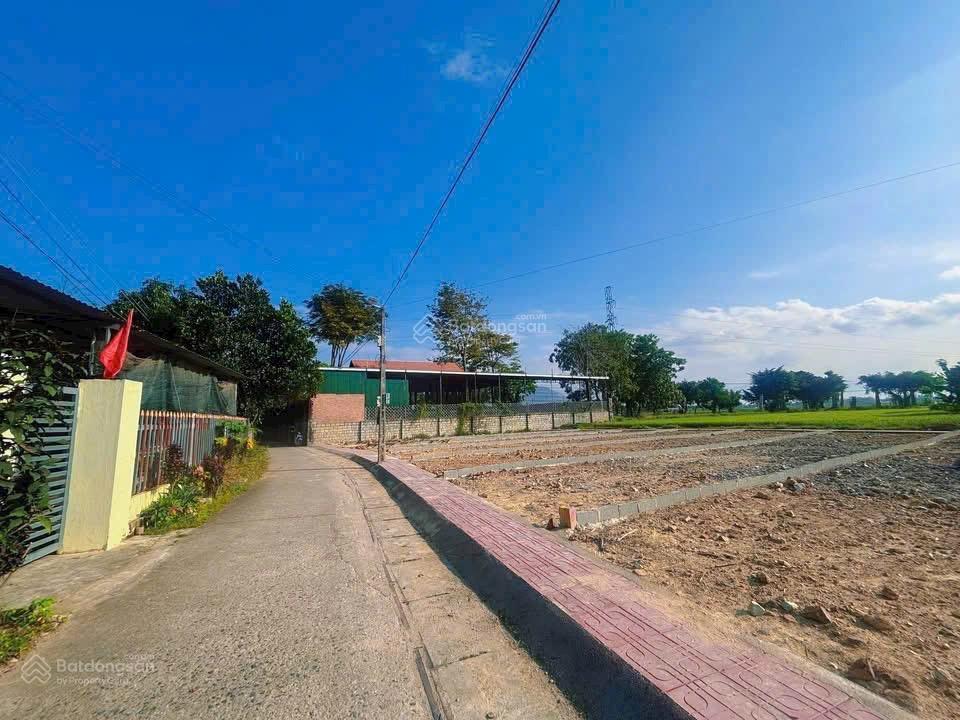 Chính chủ kẹt bán nhanh lô diên lạc. cách quốc lộ 27c vào 50m