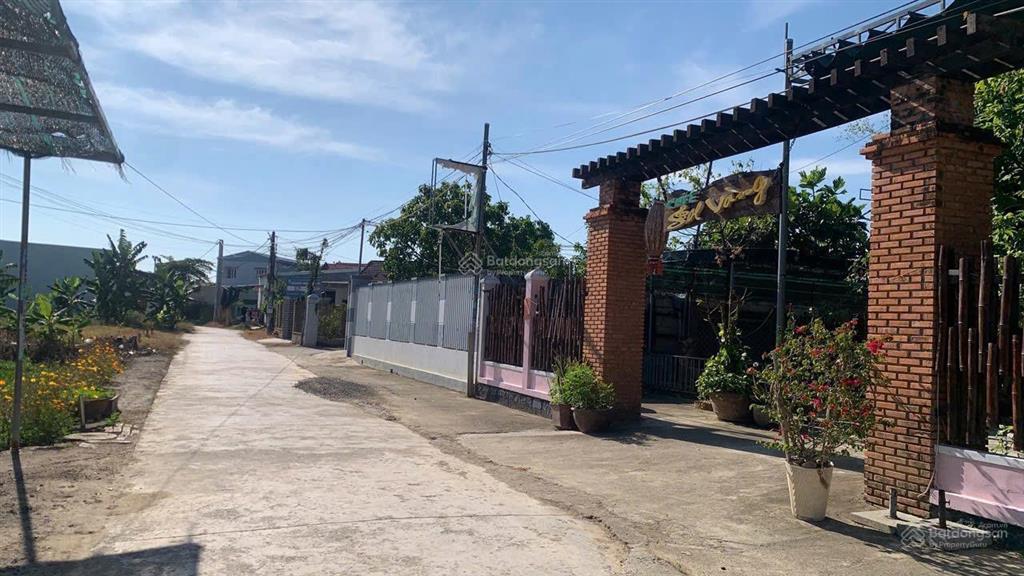 Chính chủ kẹt bán lô đất diên toàn. cách trường học và chợ đông dinh chỉ 150m. giá rẻ