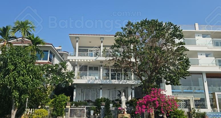 Bán biệt thự vip trực diện bãi tắm kđt biển an viên, 300m2, nhà 4 tầng, full nội thất, sổ lâu dài