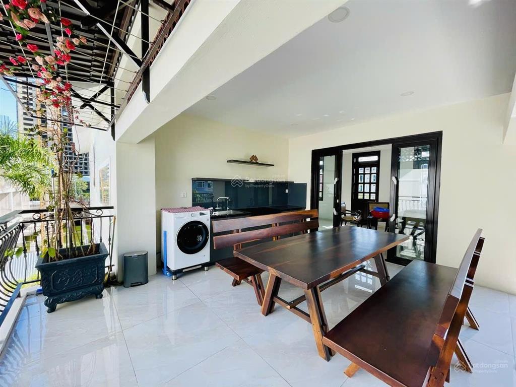 Biệt thự góc 2 mặt tiền tại kđt biển an viên, gần biển, có thang máy, 3 tầng, 5pn, nhà mới ở ngay