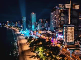 Cần bán căn biệt thự view biển, 3 tầng, 420m2 tại khu ocean front anh nguyễn, sổ đỏ lâu dài