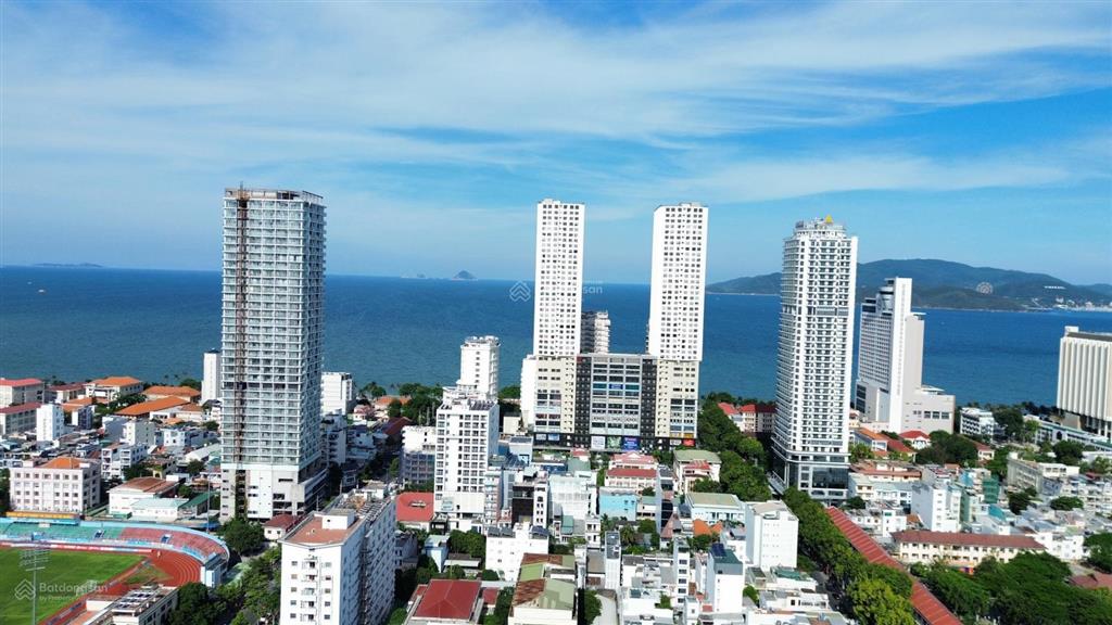 Cần bán lô đất xây khách sạn mặt tiền đường nguyễn thiện thuật, đã có gpxd 20 tầng, sở hữu lâu dài