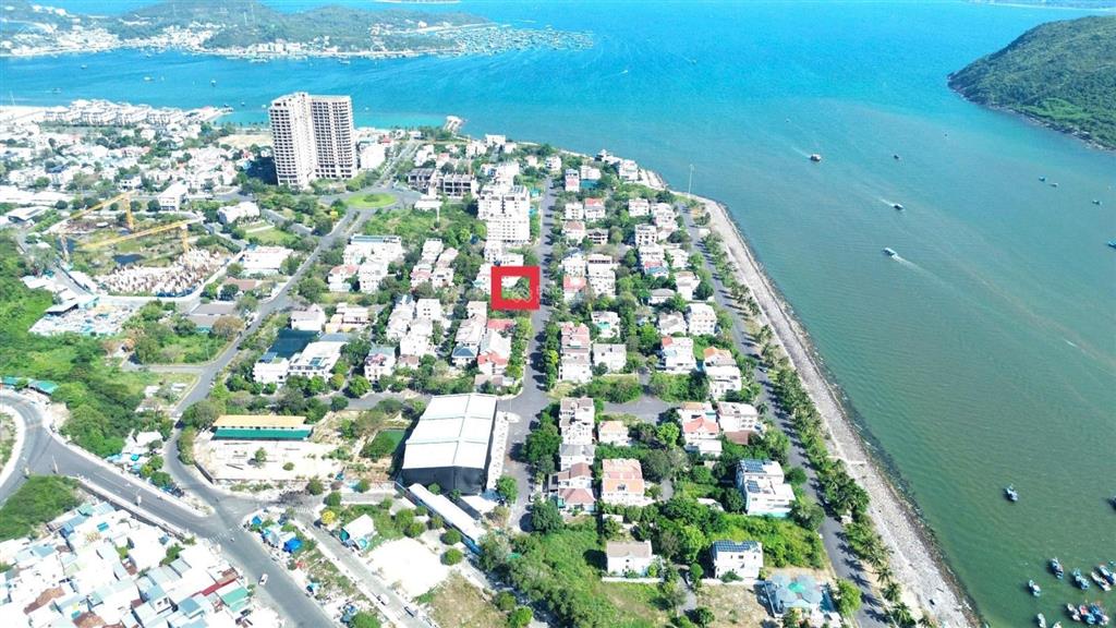 Chính chủ cần bán lô đất góc 2 mặt đường lớn khu an viên, 274.5m2, sổ đỏ lâu dài, cách biển 600 mét