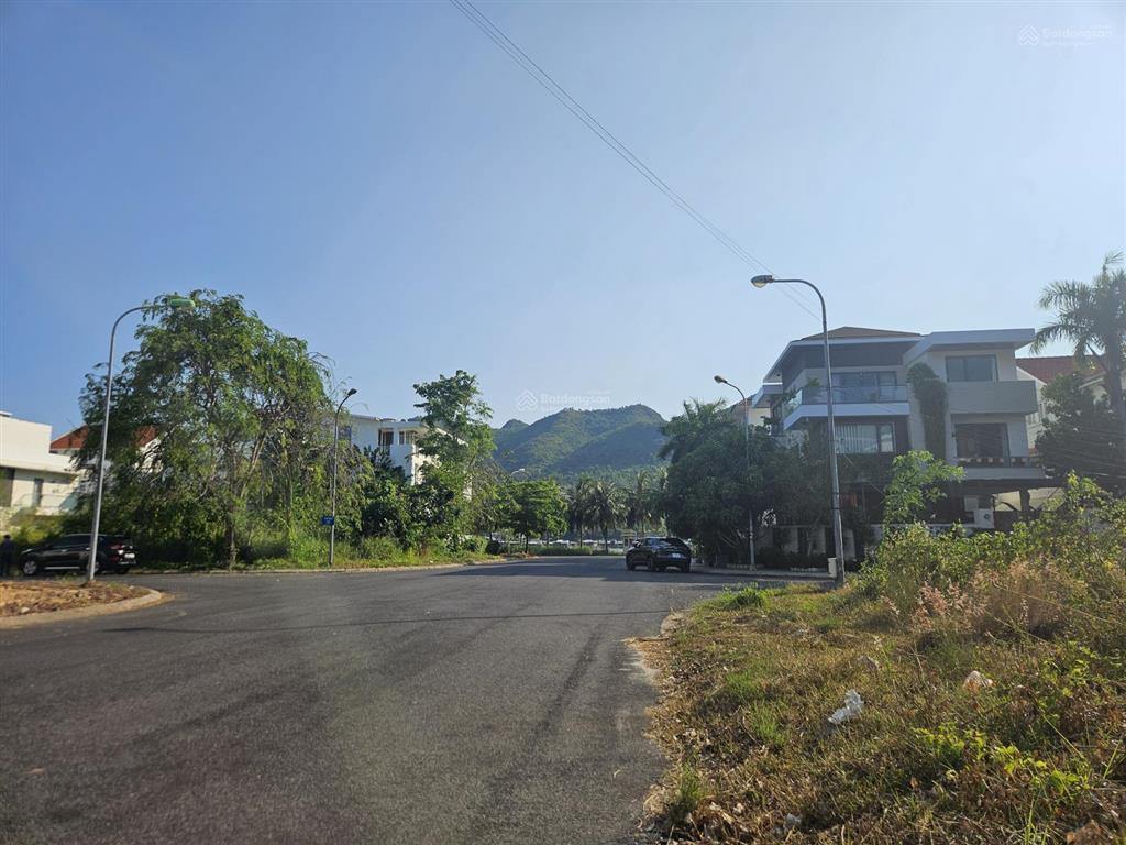 Lô đất góc 2 mặt đường lớn gần mặt sông khu đô thị biển an viên cần bán, 295.5m2, sổ đỏ lâu dài