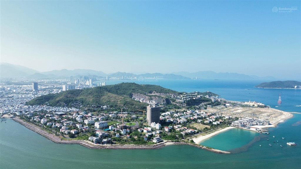 Bán biệt thự mới xây, trực diện biển khu đô thị an viên, 350m2, 4 tầng, 80 tỷ, có sổ đỏ
