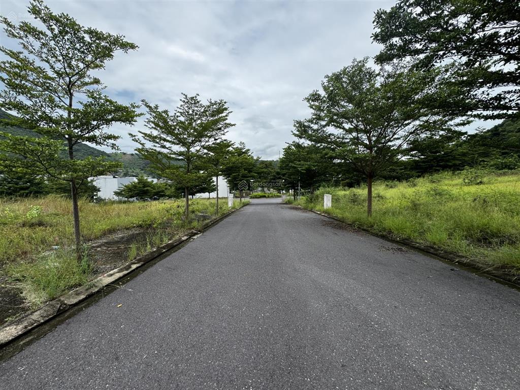 Bán đất nền dự án hoàng phú nha trang, lô 84m2 giá 2 tỷ 300