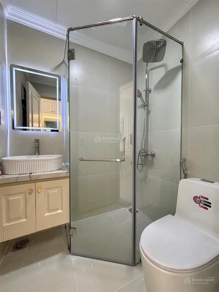 Căn hộ 75m2 siêu đẹp ngay mặt biển hon chồng mường thanh viễn triều nha trang ,  vân 0989 880 ***