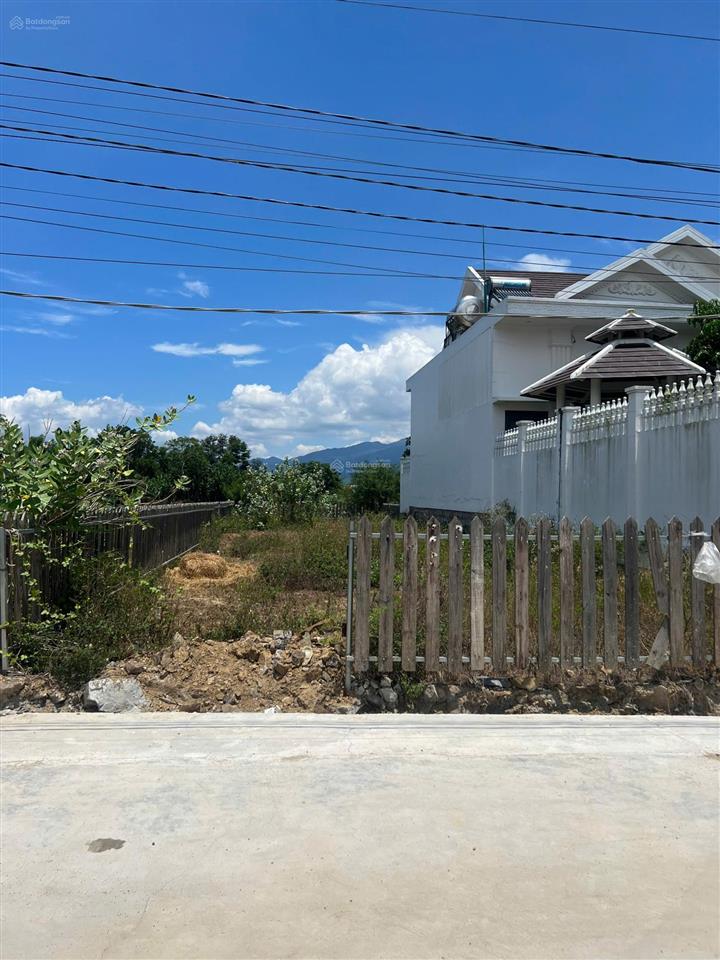 Chính chủ cần bán lô đất 221m2, full thổ cư đường rộng thông thoáng