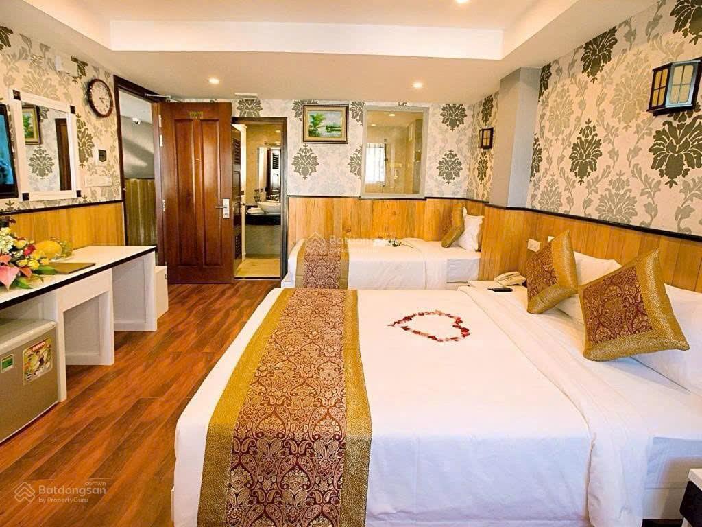 Bán khách sạn tiêu chuẩn 5 sao trần phú nha trang