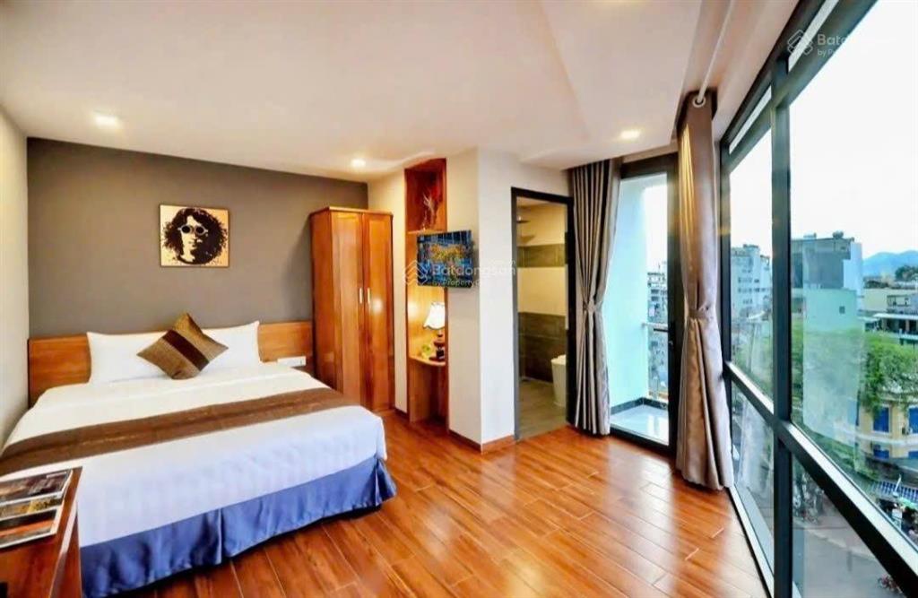 Bán khách sạn tiêu chuẩn 5 sao đường trần phú nha trang