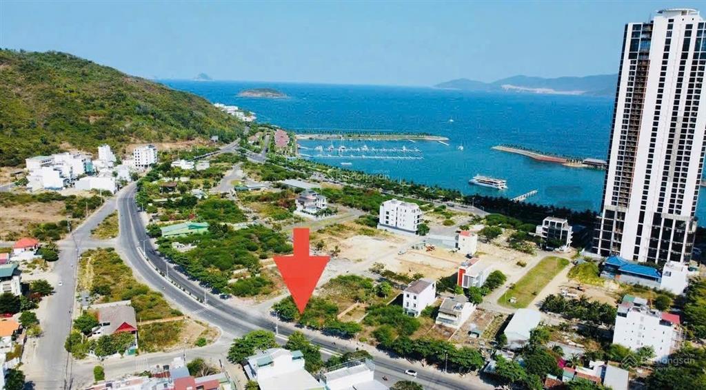 Bán lô góc đường phạm văn đồng, vĩnh hòa, nha trang