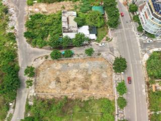 Bán đất mặt tiền phạm văn đồng, vĩnh hoà, nha trang. dt 1.401,7m2 (ngang 27,8m)  giá 130 tỷ