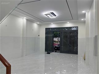 Bán nhà 2 tầng 1 tum mặt đường điện biên phủ, vĩnh hoà, nha trang. dt 74m (ngang 5m)  giá 11,8 tỷ