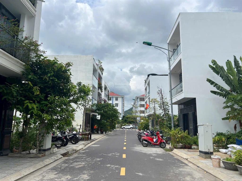 Bán đất khu đô thị nam vĩnh hải, nha trang. dt 102,5m2 (ngang 5m) h. bắc  giá 39,8 tr/m2.