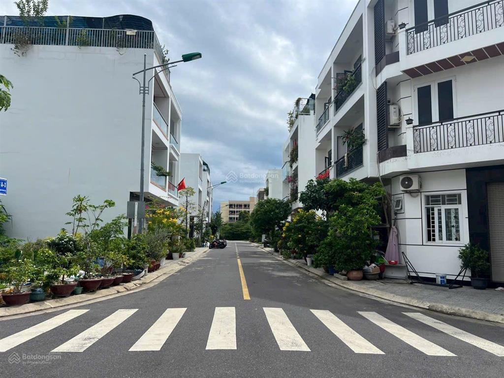 Bán đất khu đô thị nam vĩnh hải, nha trang. dt 102,5m2 (ngang 5m) h. bắc  giá 39,8 tr/m2.