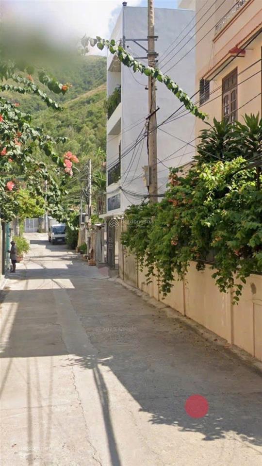 Bán đất gần biển 174m2  giá rẻ 59tr/m2, đường dương hiến quyền, bắc nha trang. xây căn hộ cho thuê
