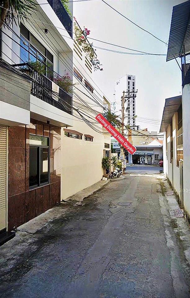 Bán đất gần biển 174m2  giá rẻ 59tr/m2, đường dương hiến quyền, bắc nha trang. xây căn hộ cho thuê