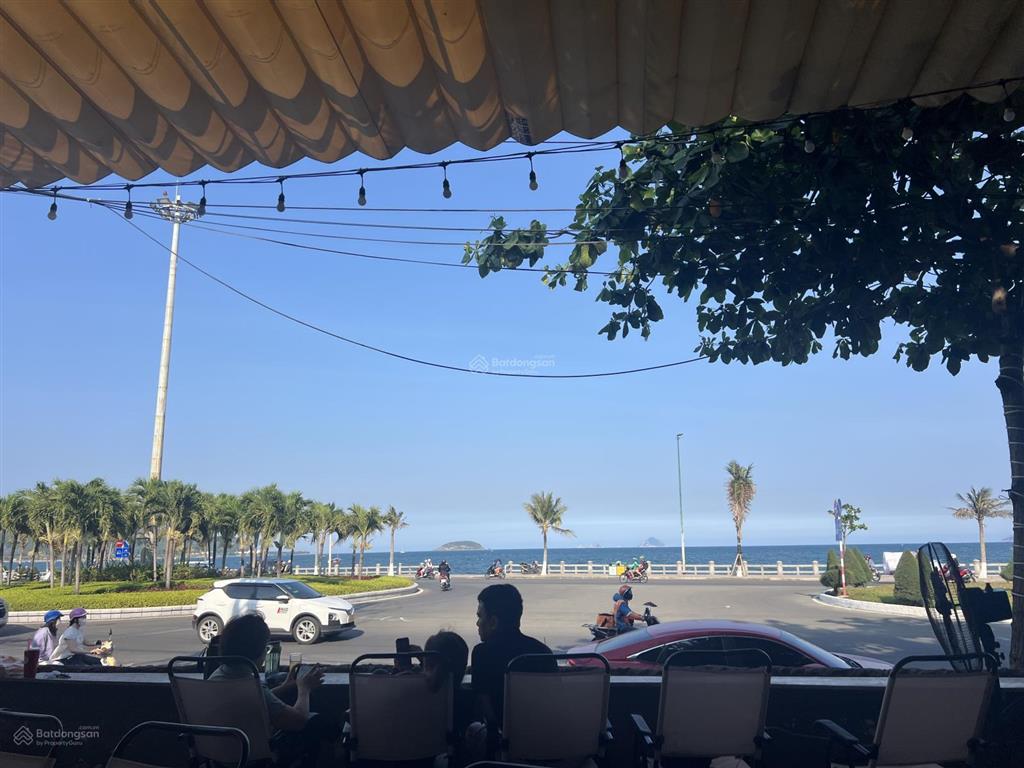 Bán nhà 2 tầng gần biển đường dương hiến quyền, bắc nha trang. dt 165m2 (ngang 6,95m) giá 110tr/m2