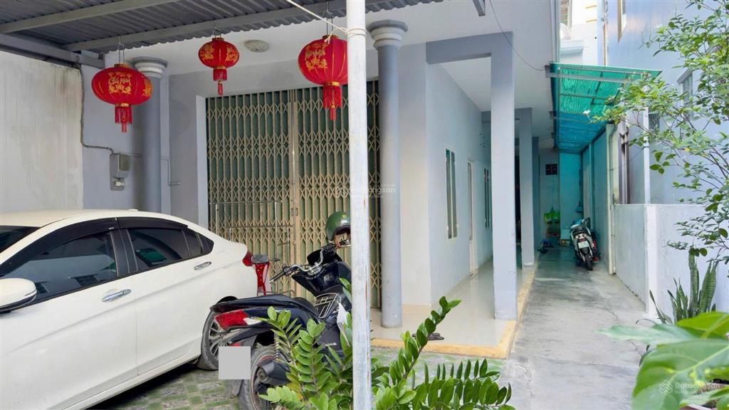 Bán nhà 2 tầng gần biển đường dương hiến quyền, bắc nha trang. dt 165m2 (ngang 6,95m) giá 110tr/m2