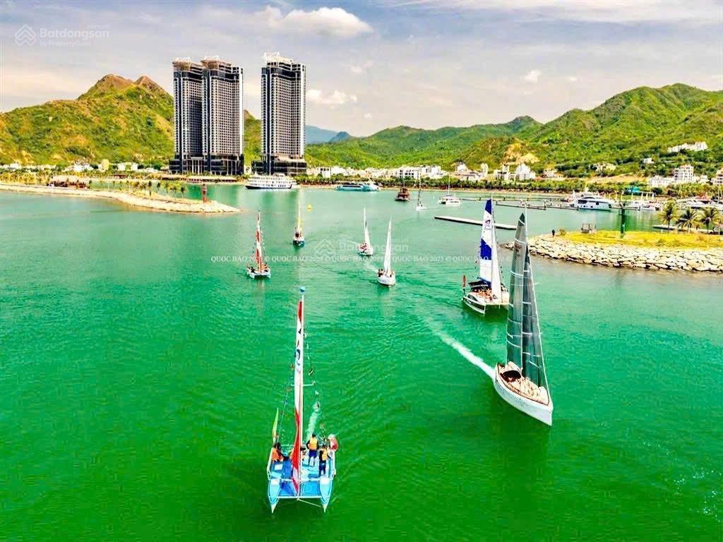 Bán đất 266m2  giá bán 53 tr/m. đường huỳnh văn nghê, vĩnh hoà, bắc nha trang. lô vip hướng biển.