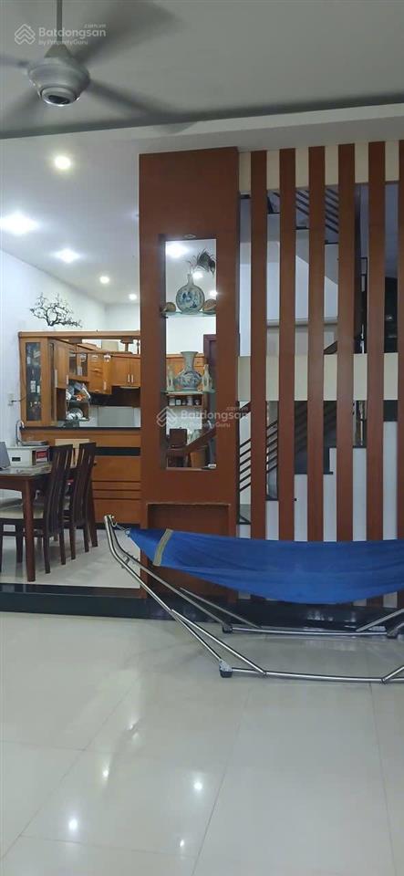 Bán nhà 2 tầng dt 75m2  giá 4,1 tỷ. tại vĩnh hải, nha trang. gần chợ vĩnh hải, gần biển, gần 2/4.