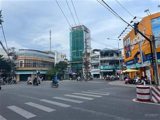 Bán nhà 2 tầng kdbb, lê hồng phong, phước hải, nha trang, dt 190m2  h. đông  giá bán 18,5 tỷ.