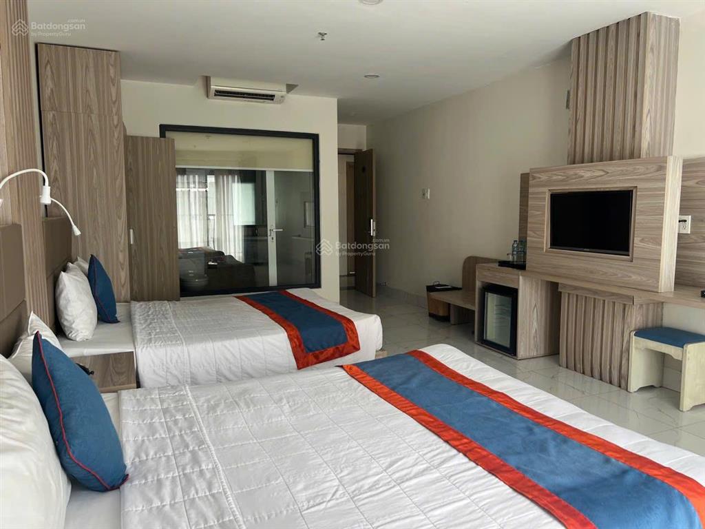 Bán khách sạn 16 tầng, có 66 phòng kd gần chợ đầm, nha trang. dòng tiền ổn định 600 tr/tháng.