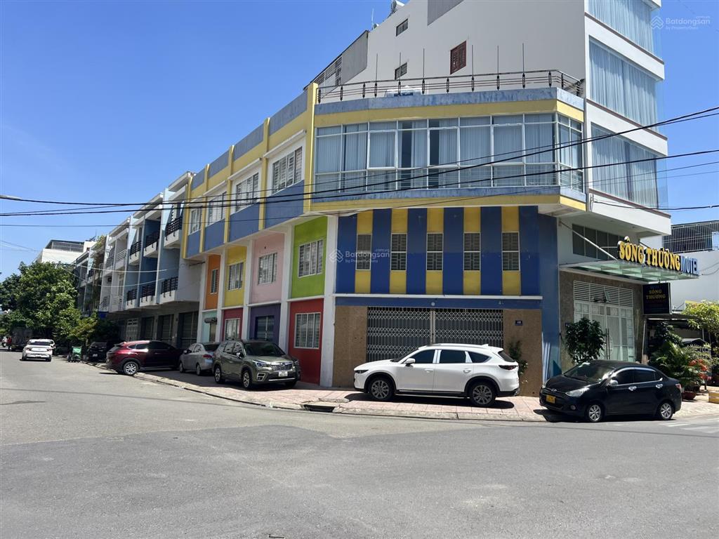Cho thuê nhà 3 tầng, dts 315m2. đường trịnh hoài đức, khu đt bắc vĩnh hải, nha tranggiá 18tr/tháng