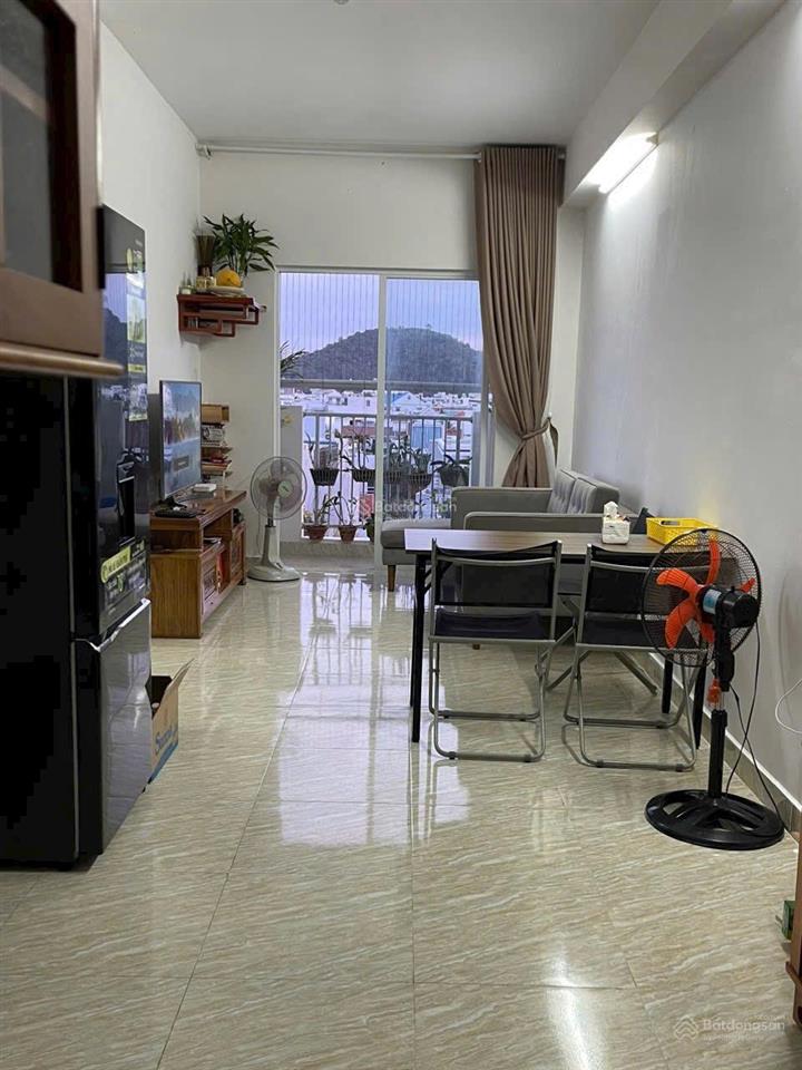 Bán 2,2 tỷ căn hộ tm chung cư hoàng quân, khu đô thị bắc vĩnh hải, nha trang. dt 55,7m2 căn góc đẹp