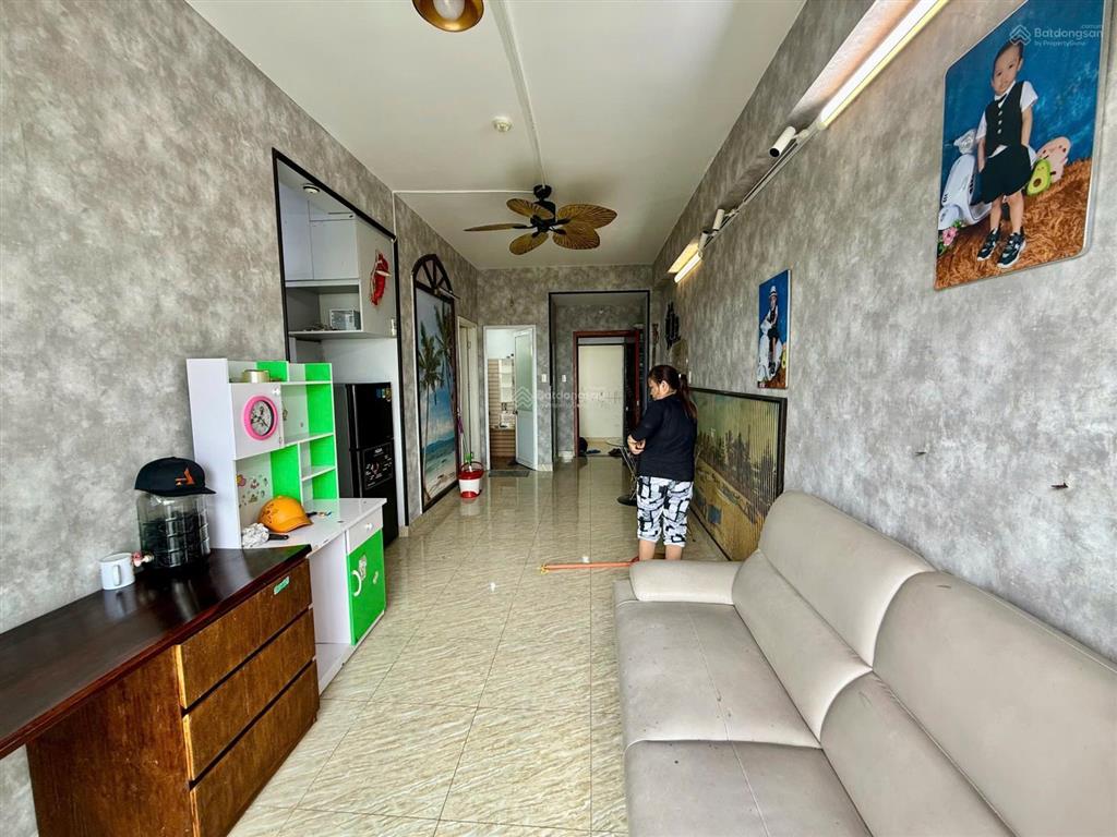 Bán căn hộ chung cư hoàng quân, khu đt bắc nha trang. dt 56m2 căn góc 2 mặt tiền  giá 2,57 tỷ.
