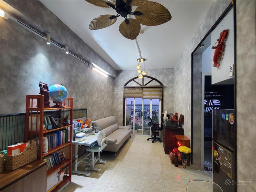 Bán căn hộ chung cư hoàng quân, khu đt bắc nha trang. dt 56m2 căn góc 2 mặt tiền  giá 2,57 tỷ.