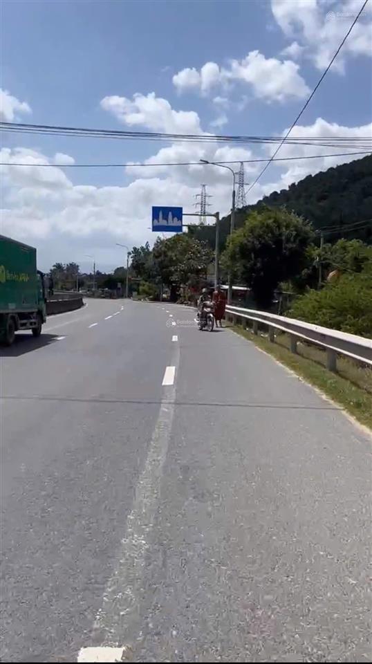 Bán đất đắc lộc, vĩnh phương, thành phố nha trang. dt 135m2 (5x 31m) hướng đông  giá 1,35 tỷ.