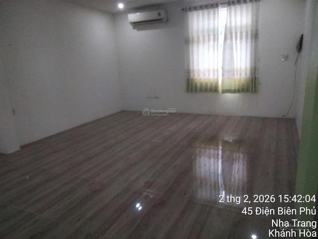 Cần bán gấp 8,1 tỷ, căn nhà 5 tầng đường điện biên phủ, bắc nha trang. dt 99,25m2 có 5pn, 4wc