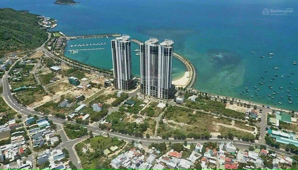 Cho thuê mặt bằng, góc đường phạm văn đồng & tế hanh, bắc nha trang. dt 614m2  giá 40tr/tháng