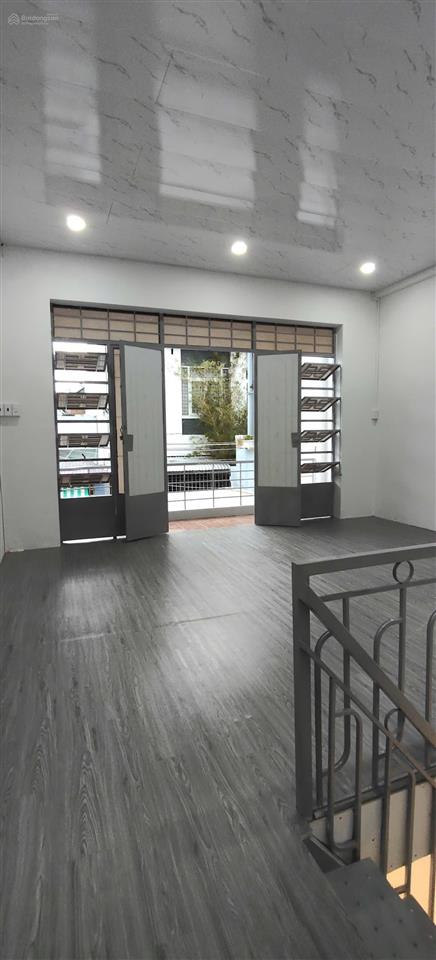 Bán nhà 2 tầng 74,4m2 (ngang 5m)  giá 3,75 tỷ đường phạm tu, vĩnh hải, nha trang. gần ubnd