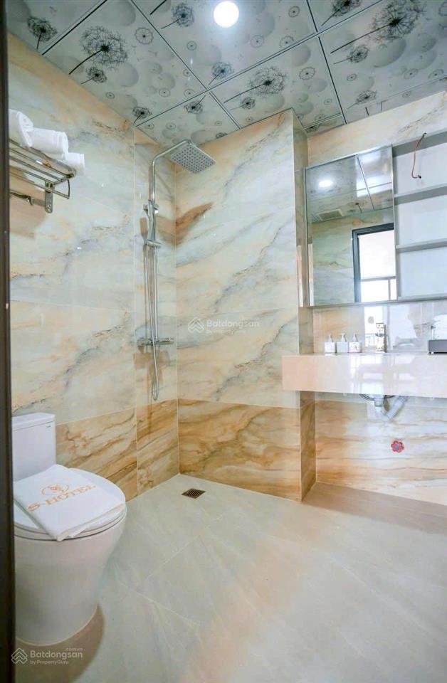 Bán toà căn hộ ks 7 tầng  giá 66 tỷ. đường bắc sơn, bắc nha trang. dt 287m2 doanh thu ~400tr/tháng