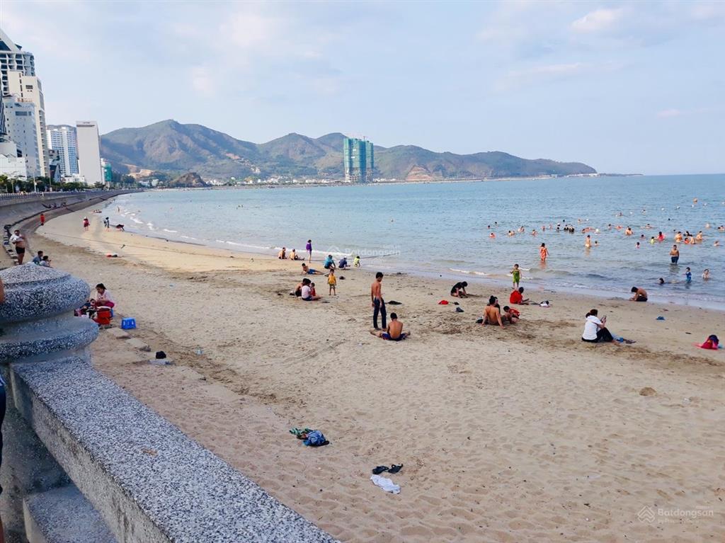 Bán gấp căn scenia bay, view biển đẹp, full nội thất, đang có hđ cho thuê dài  giá tốt 0902 746 ***