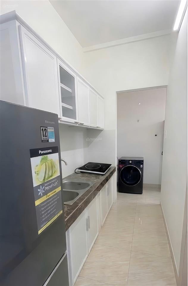 Cho thuê căn hộ hoàng quân  bắc nha trang (vĩnh hoà cũ). 2pn 2wc. 8.5tr/tháng