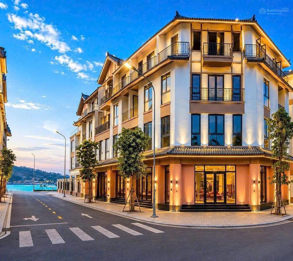 Nổi bật hàng biệt thự đơn lập nt5a14 vinhomes pearl bay tặng vàng  ưu đãi cao, giá 35.24 tỷ 240m2