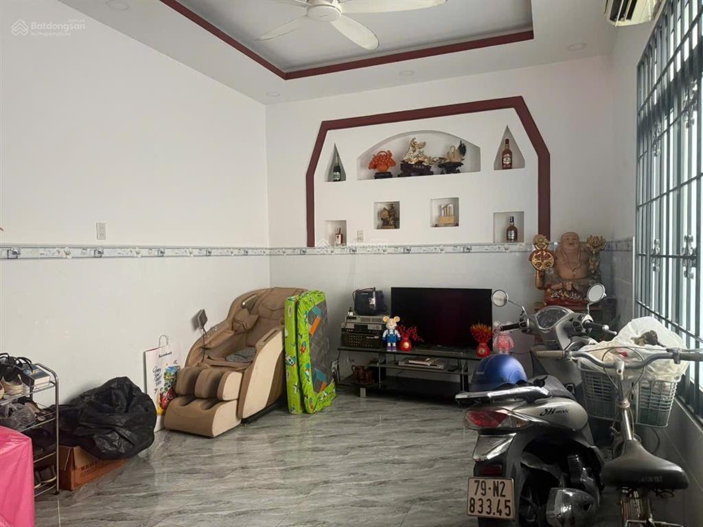 Bán nhà mặt tiền lê hồng phong ( phước hải cũ ) xây 3 tầng chỉ 7,95 tỷ phù hợp kd