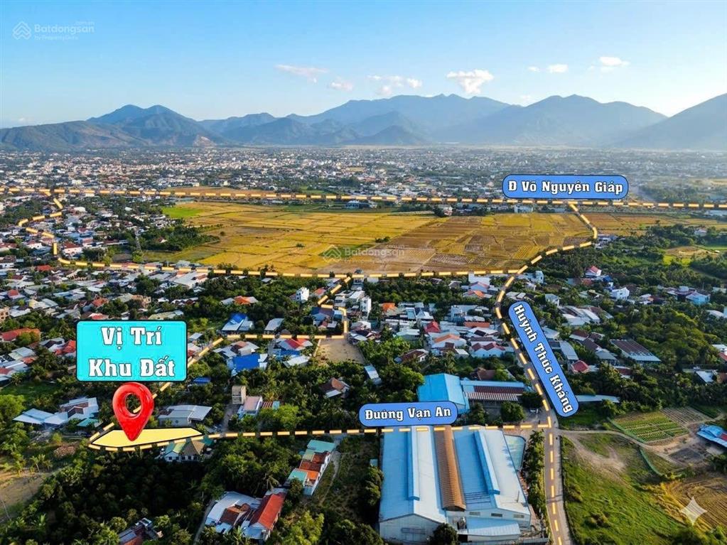 Bán gấp lô đất diên an mặt tiền đường vạn an full thổ cư  khu dân cư san sát