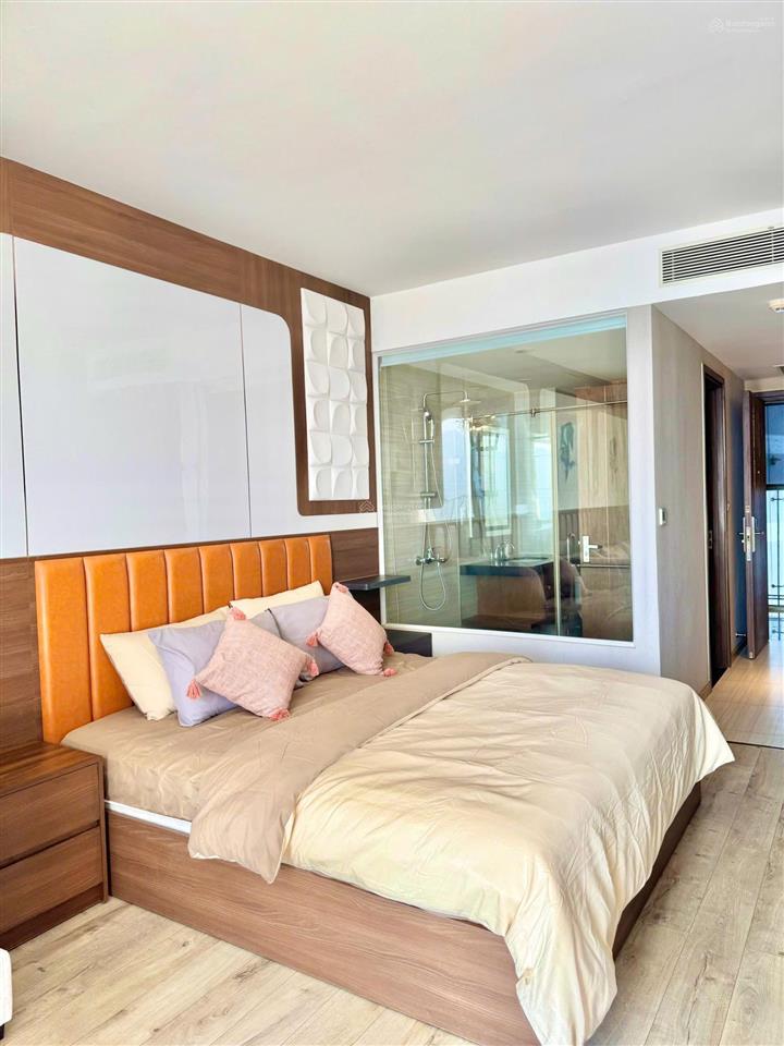 Bán căn góc tòa panorama sát biển nha trang, full nội thất mới tinh chưa qua sd