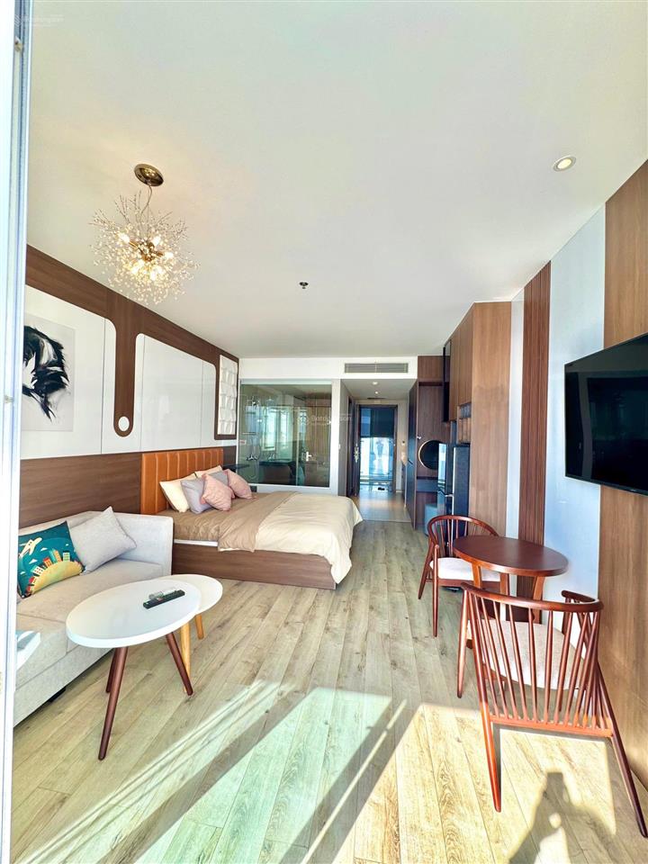 Bán căn góc tòa panorama sát biển nha trang, full nội thất mới tinh chưa qua sd