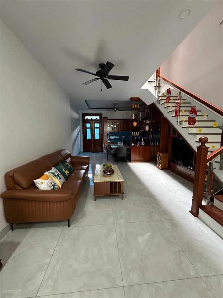 Cho thuê nhà riêng kđt mỹ gia đầy đủ nội thất, đường lớn 20m. dọn vào ở ngay