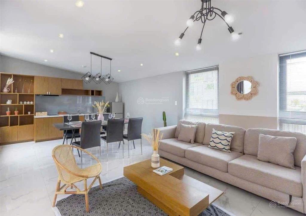 Bán biệt thự 240m2 đường đỗ thế chấp đà nẵng